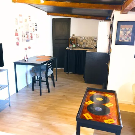Le Clos De L'olivier 阿莱斯